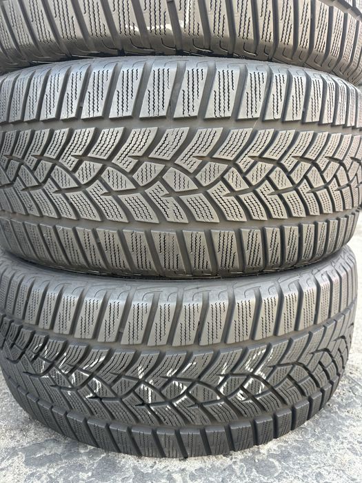 235/45/18 шины зима отличные Goodyear 2023 год 7+ ми