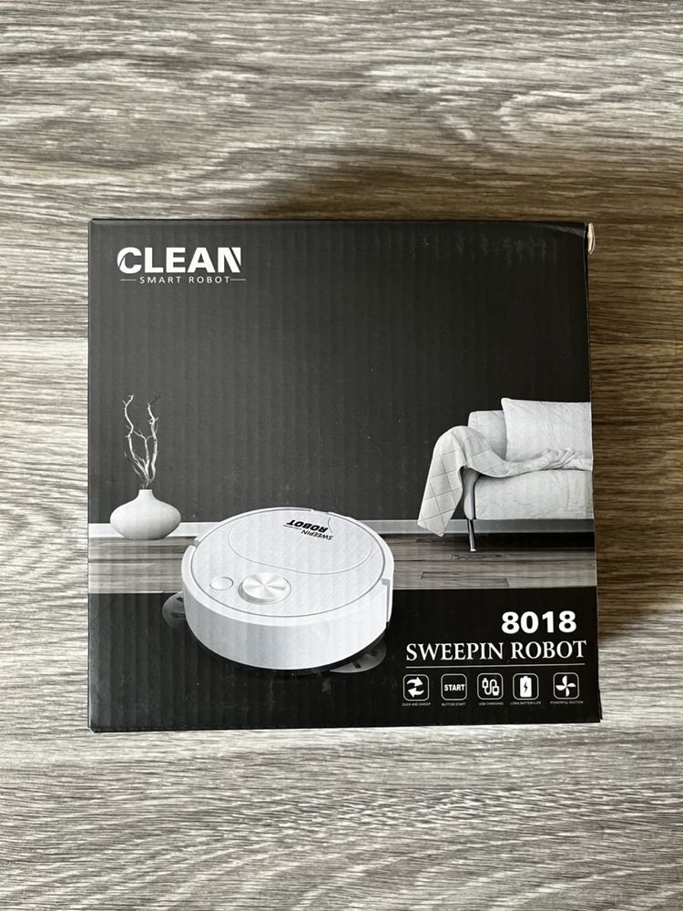 Робот пилосос  SWEEPING ROBOT 8018