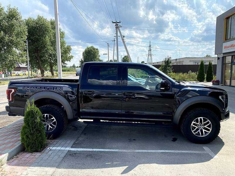 Ford F-150 RAPTOR 2017