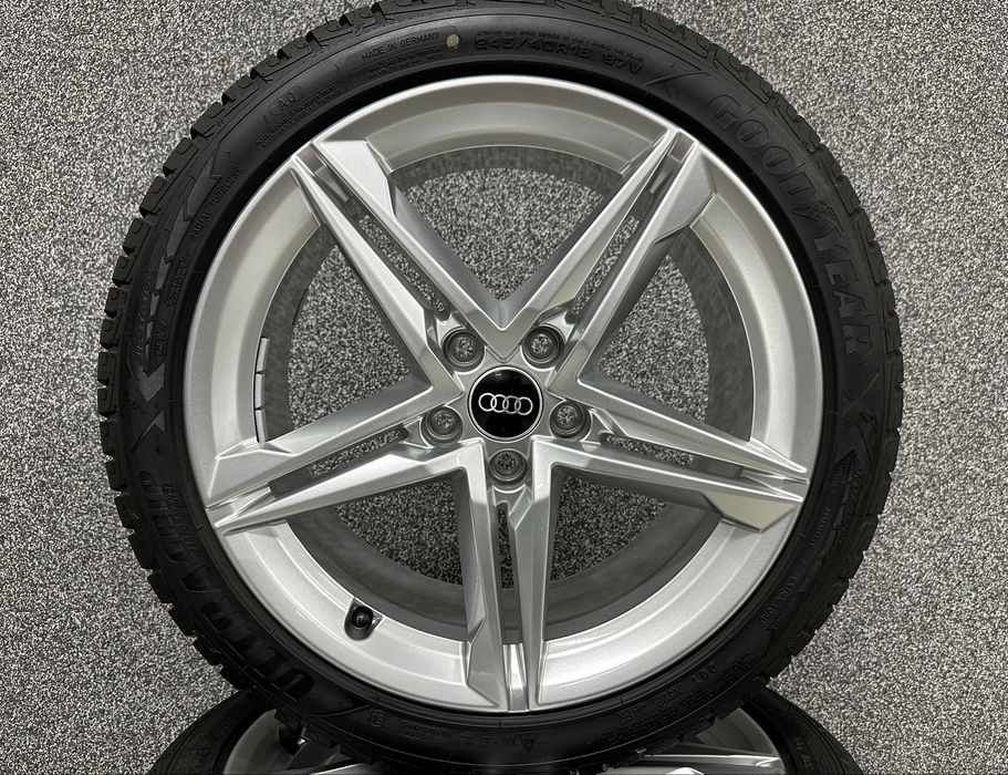 Oryginalne koła zimowe alufelgi 18 Audi A4 B9 8W