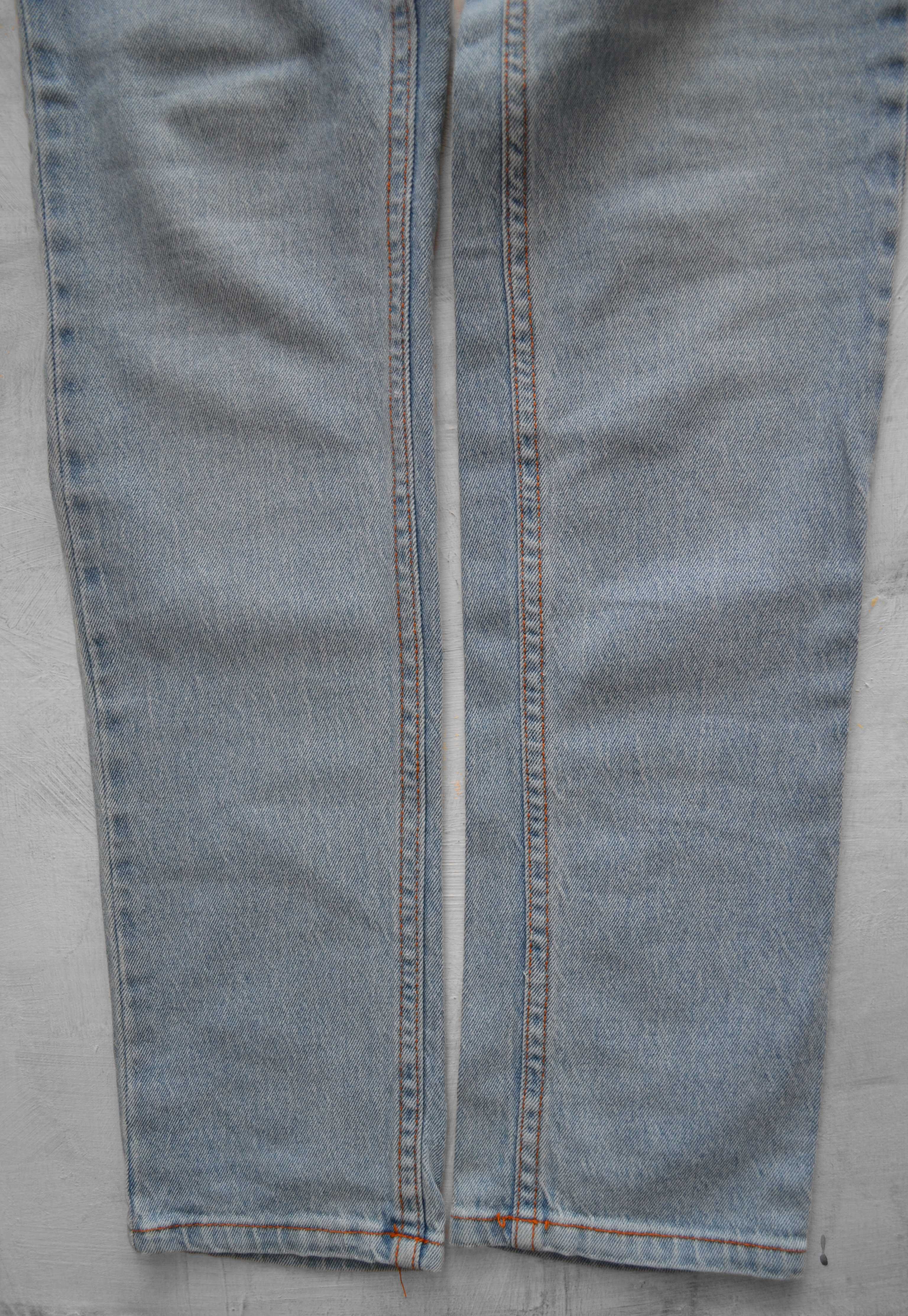 jasne jeansy Cheap Monday stright spodnie jeansowe