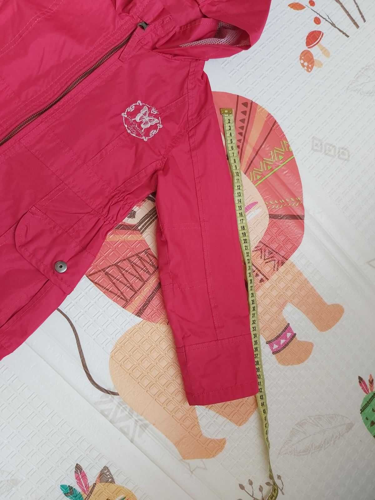 Куртка Ветровка на девочку 3-4 года