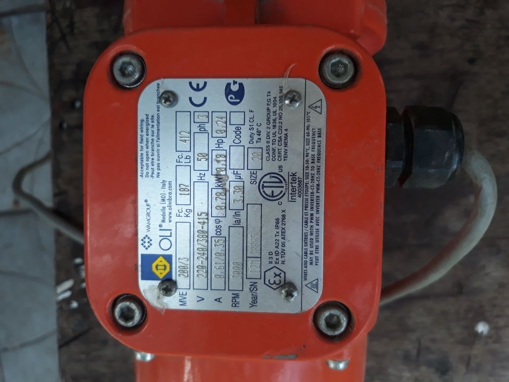Sprzedam elektro wibrator 0li