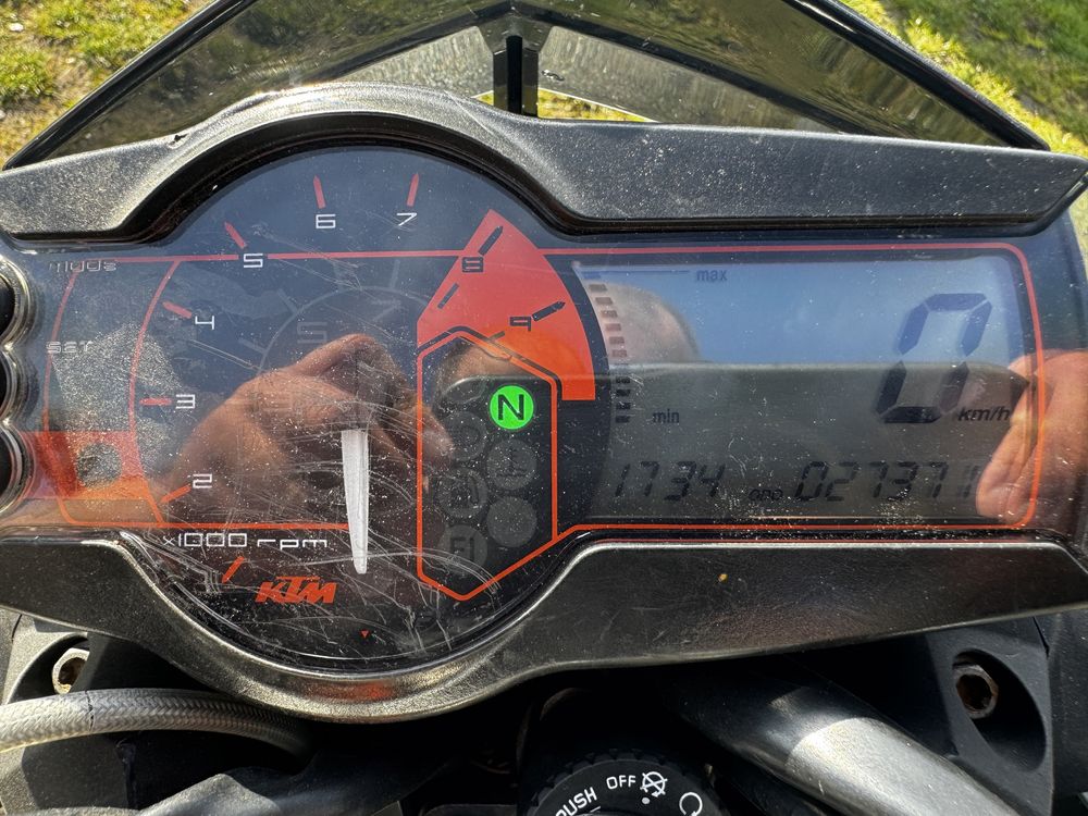 Sprzedam KTM DUKE 690.