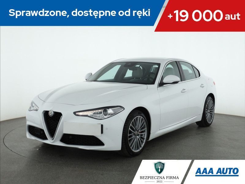 Alfa Romeo Giulia 2.0 Turbo, Salon Polska, Serwis ASO, Automat, Xenon, Bi-Xenon,