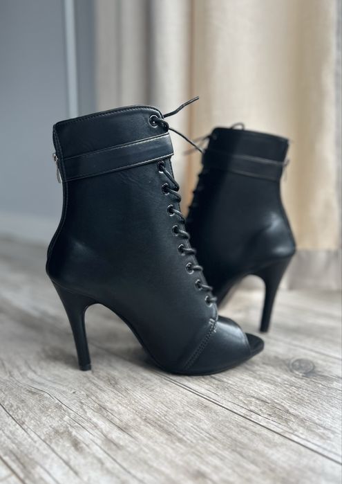 Nowe szpilki do tańca high heels rozmiar 38