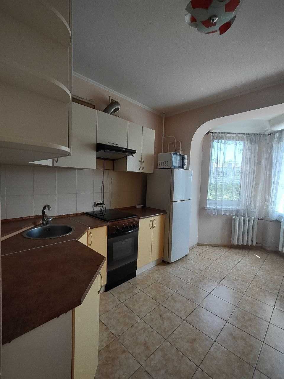 продам 2 комн на Ак.Заболотного ЖК Микромегас