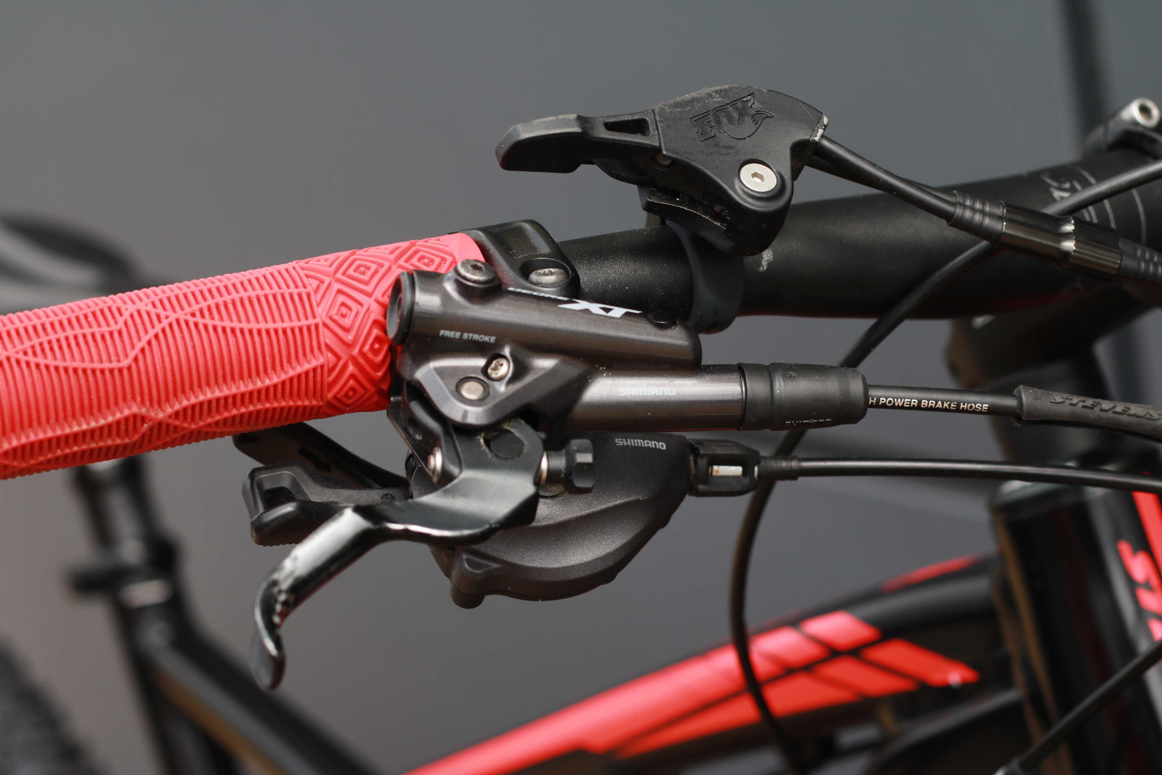 STEVENS JURA ES — алюмінієвий повнопідвіс із Fox та Shimano XT