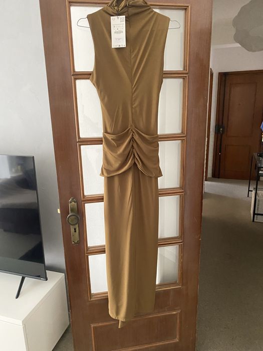 Vestido Midi com Nó zara