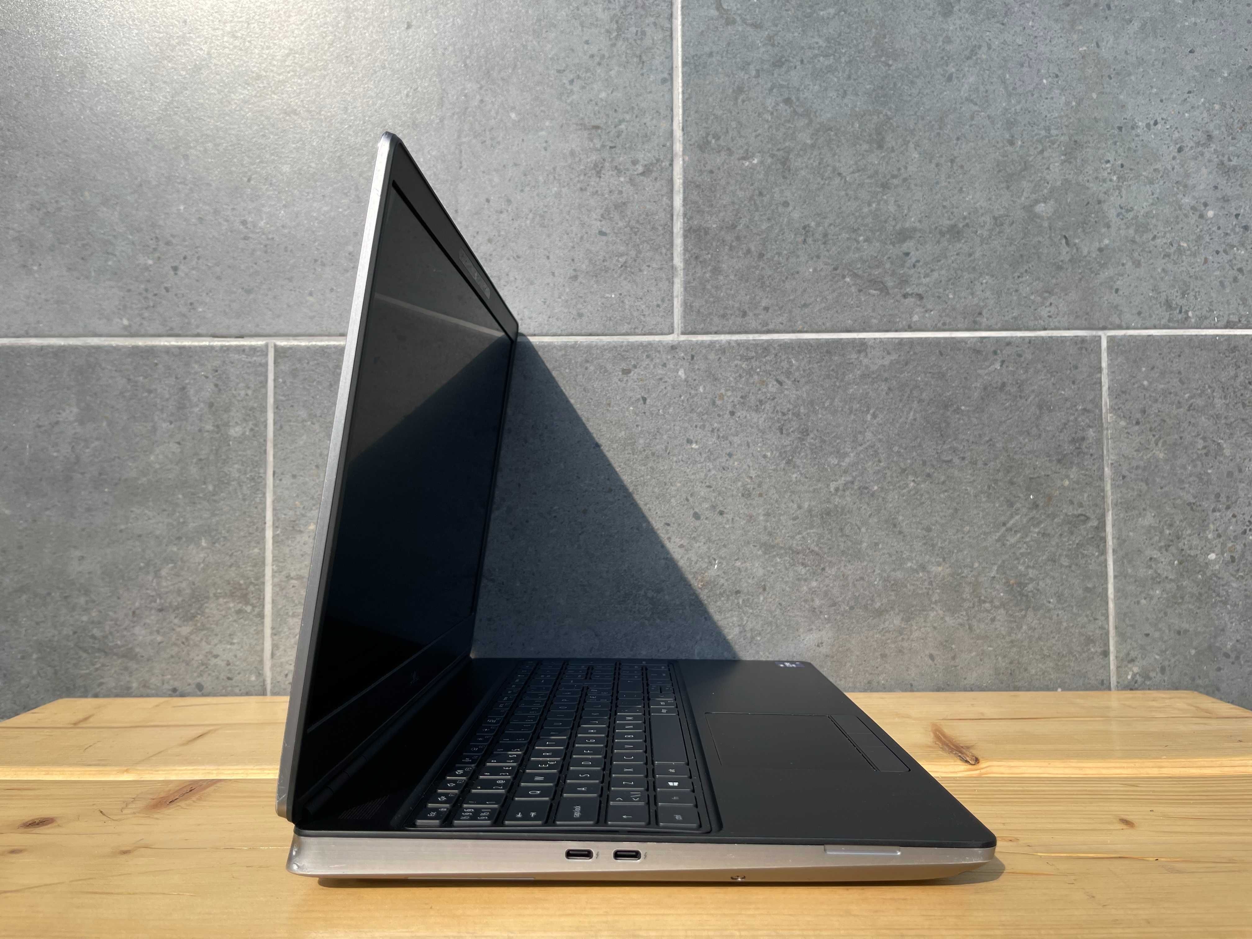 Dell Precision 7560/i9-11950H/64/1TB/15.6" IPS/Quadro RTX A5000 (16Gb)