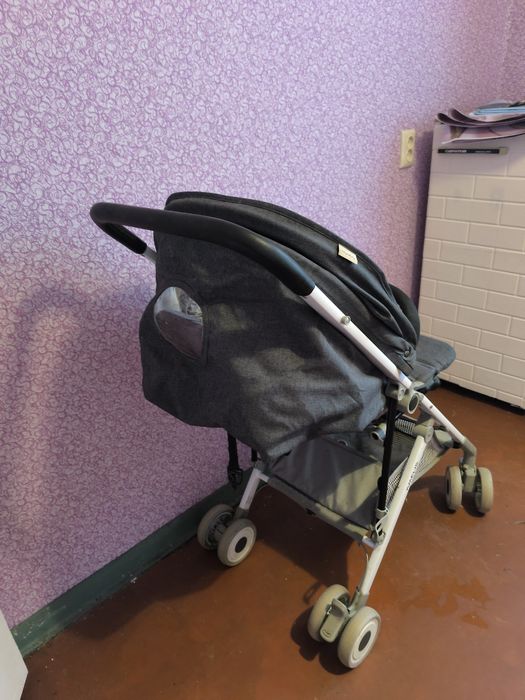 Продам детскую коляску в хорошем состоянию