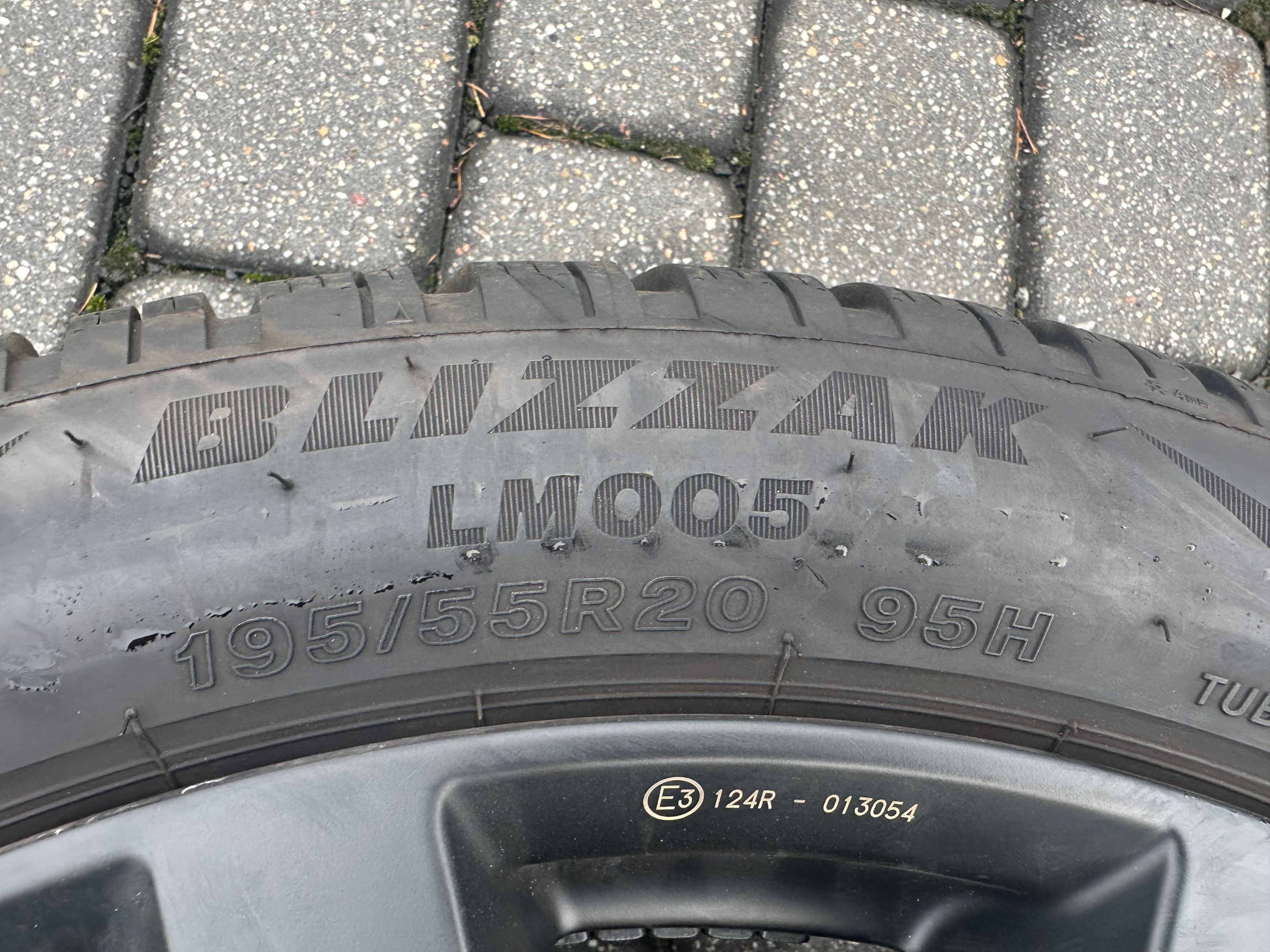 Opony Bridgestone Blizzak LM005 - 195/55/20