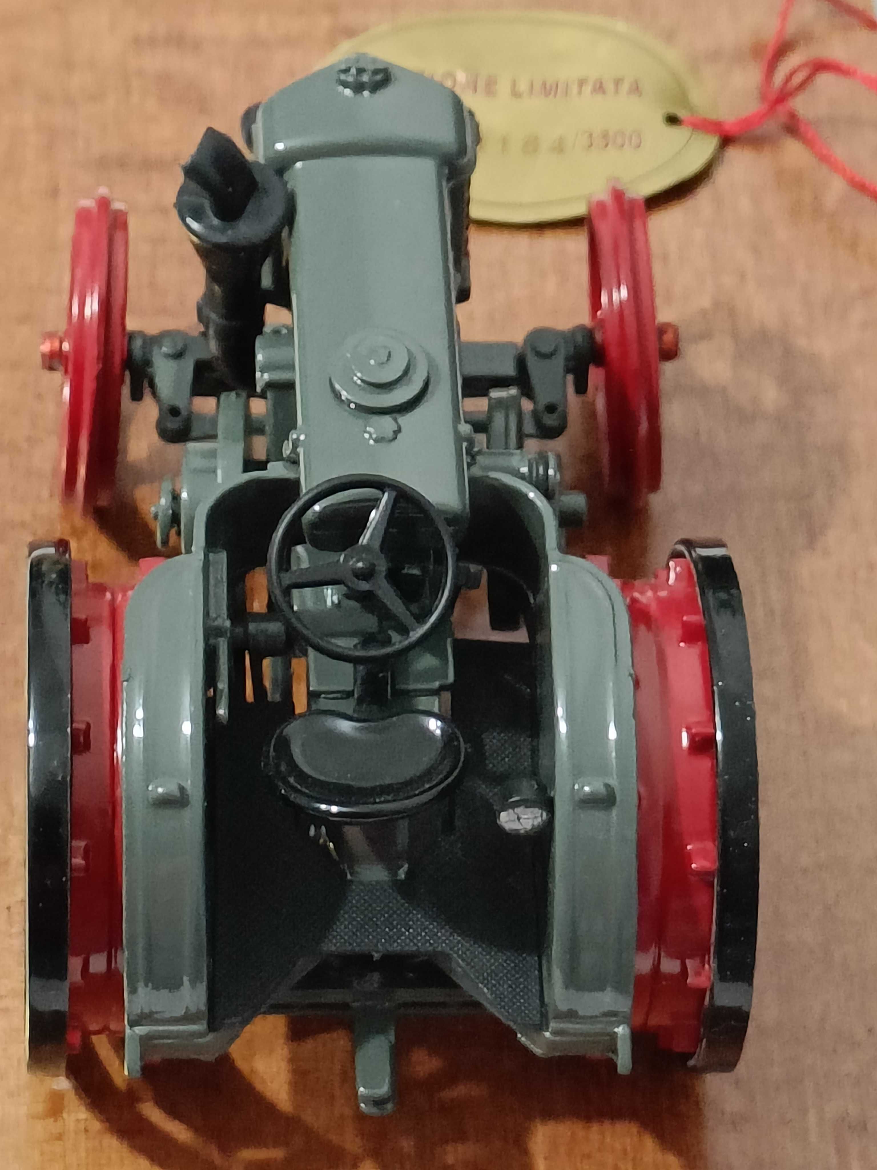 Kolekcjonerski model traktora Super Landini 1932 unikat