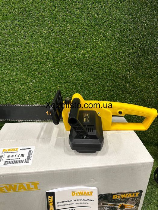 Електрична ланцюгова пила DeWalt DCM2800X1 2.8 кВт шина 40 см