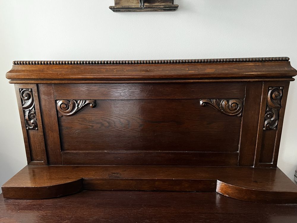Kredens stary mebel