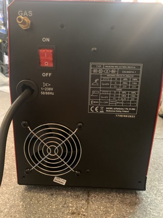 Spawarka ideal praktik MIG 211 MMA DIGITAL -
