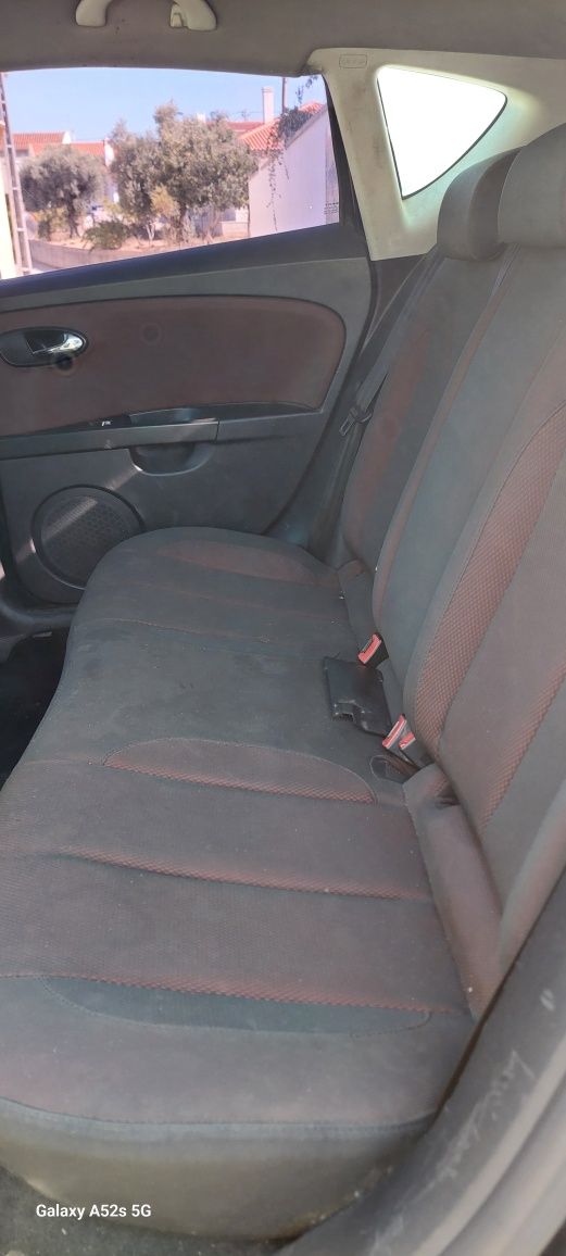 Para peças Seat Leon 1.9TDi Motor PD130 ano2005 todas as peças disponí