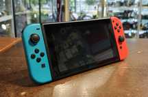 Konsola NINTENDO SWITCH HAC-001(-01)/ Ładowarka/ Stan BDB/ Warto