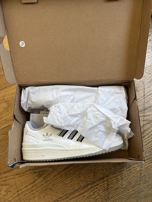 Tenis adidas oficiais  tamanho 36 e 2/3