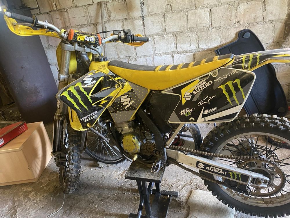 Suzuki rm 125 2t