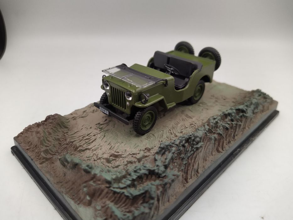 Jeep Willys M606 James Bond collection Eaglemoss 1:43