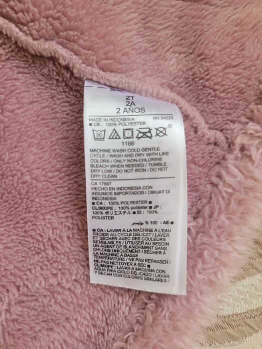 Жилет на дівчинку