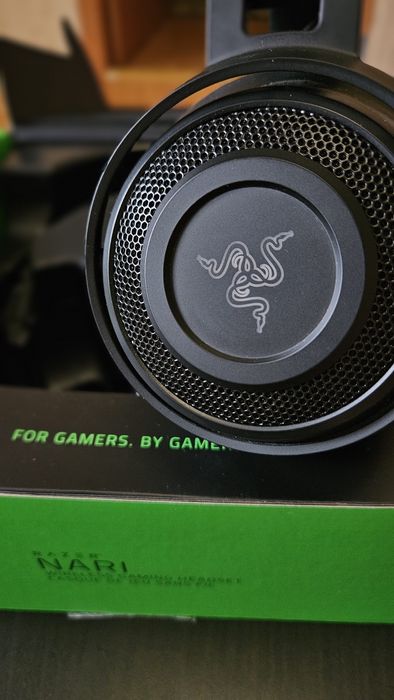 Ігрова гарнітура Razer Nari