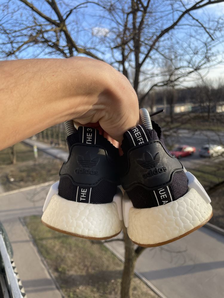 Кроссовки Adidas NMD R1 Оригинал