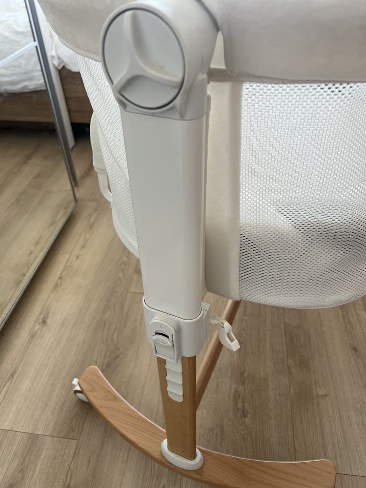 Regulowane łóżeczko dziecięce PETITE&MARS z funkcją kołyski Glory 2w1