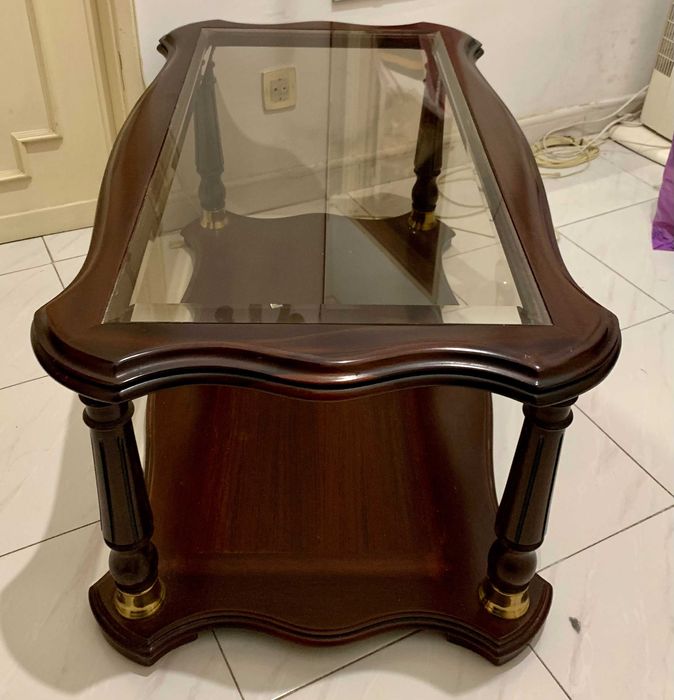 Mesa de sala com vidro