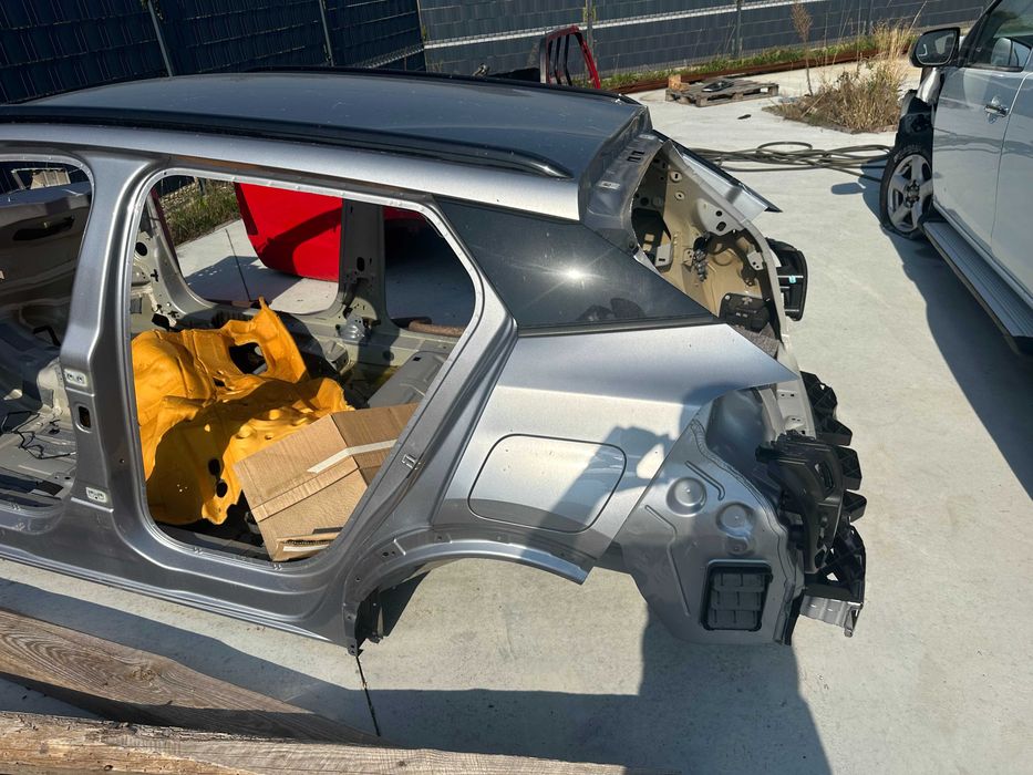 Peugeot 2008 II Ćwiartka Lewy Tył Lewa Tylna Tylnia Błotnik  KCA