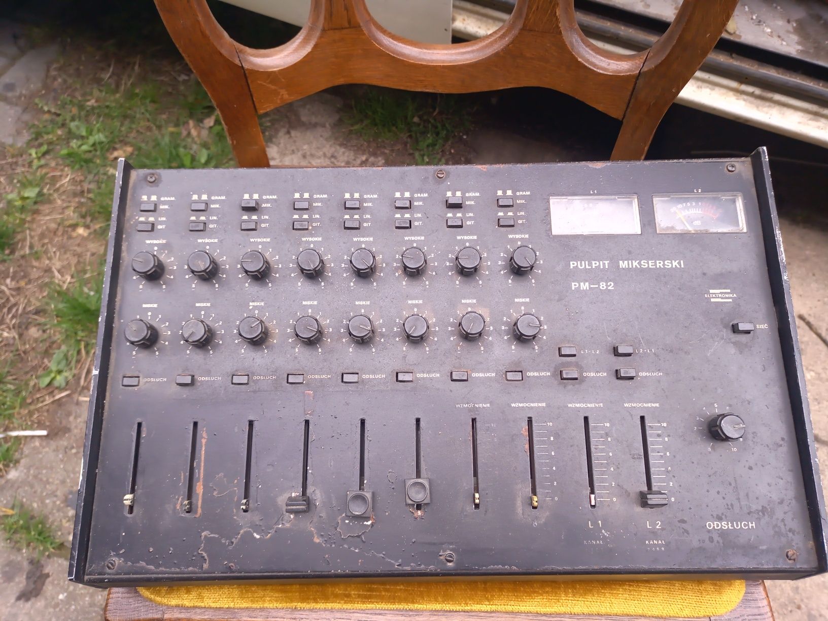 Pulipit mikserski. PM-82.