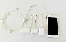 Iphone Apple 8 złoty/różowy + zestaw adapterów