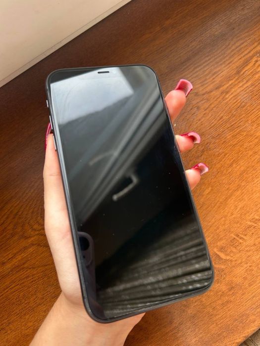 Iphone 11 64gb в идеальном состоянии