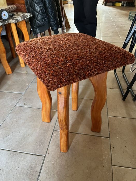 Продам стільці  з цільного граба