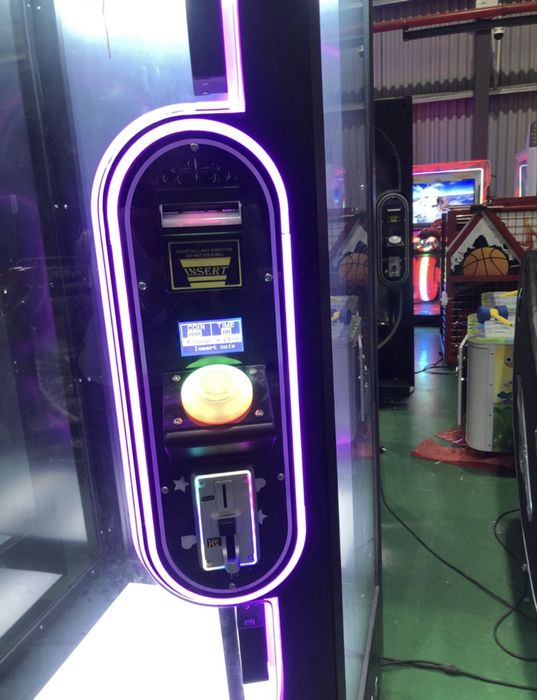 Pinkdate automat zarobkowy Nowy pink date nożyczki model 2025