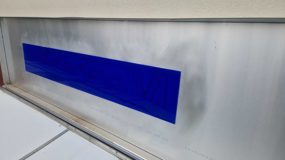 Reklama na budynek  serwisu samochodowego , szyld reklamowy LED