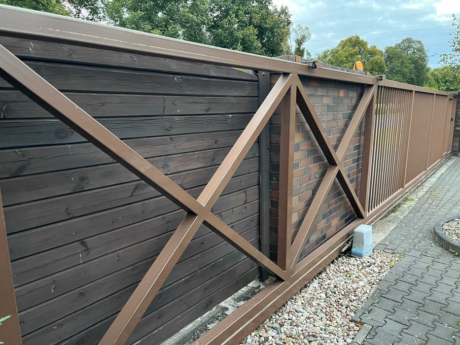 Brama wjazdowa przemysłowa