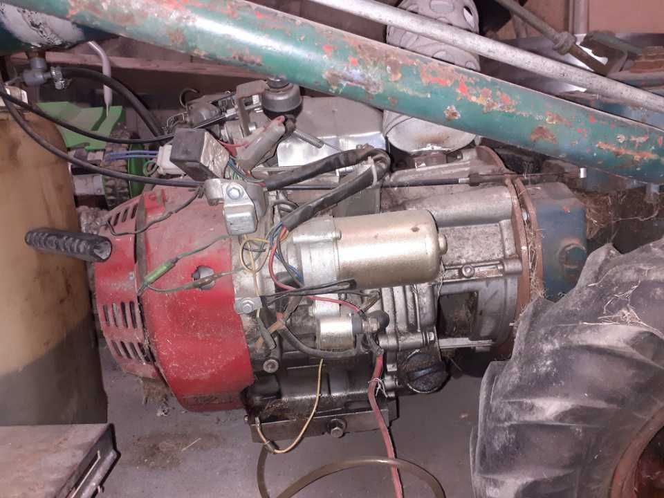 Traktorek MF70 + pług wirnikowy