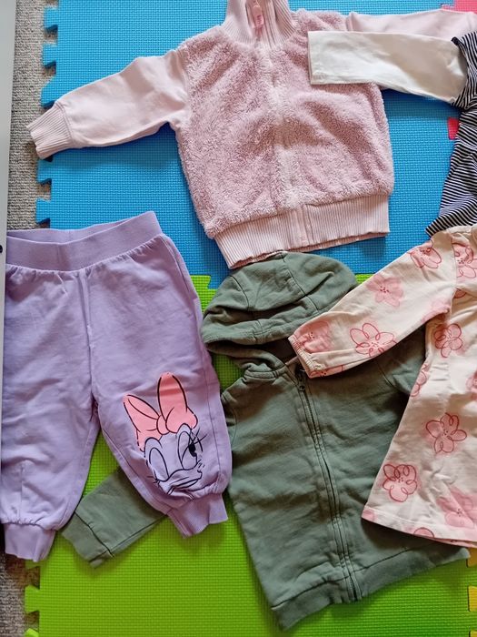 Ubranka dla dziewczynki r.80