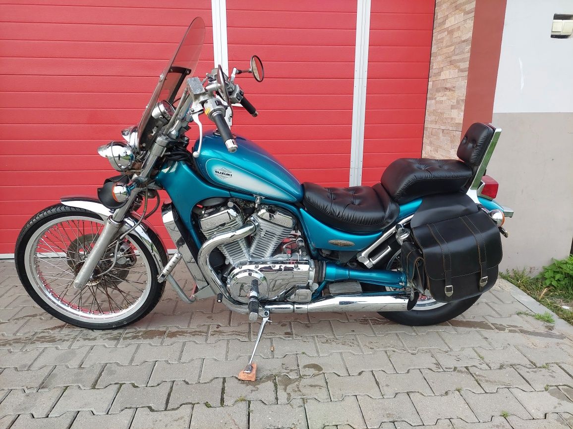 Suzuki vs 800 intruder