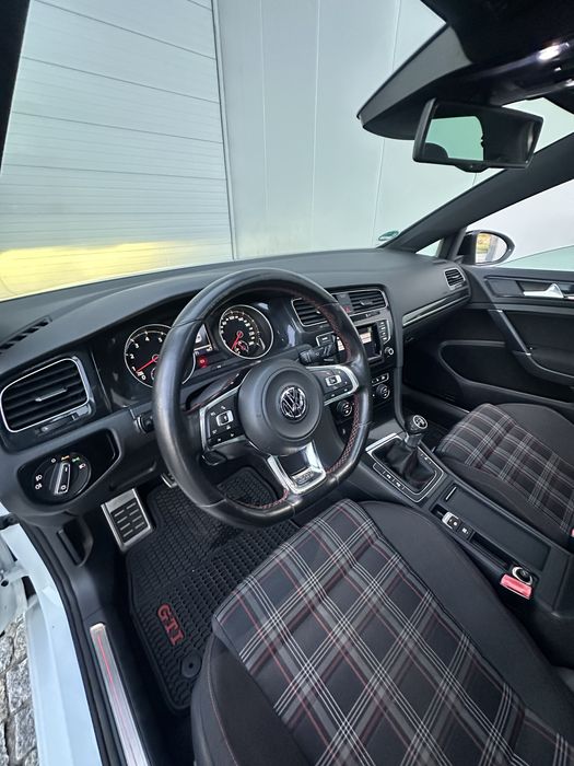 VW golf 7 Gti ( Trato de credito )