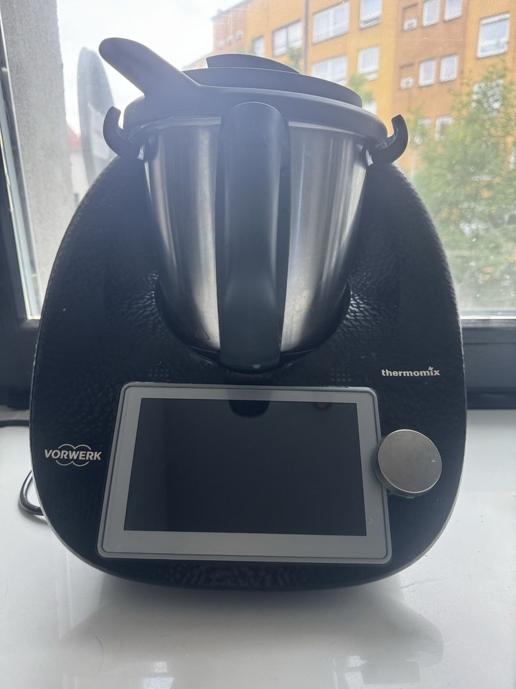 Thermomix 6 czarny karbowany