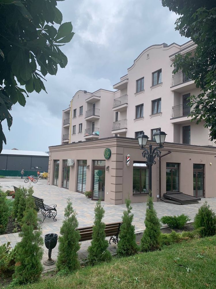 Комерція Від 30 кв. 60 кв. 70 кв. 120 кв. З ремонтом! Центр
