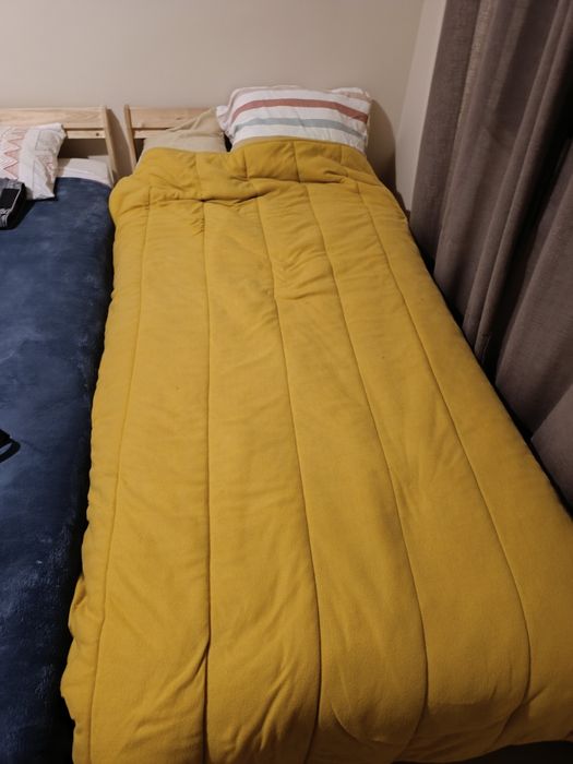 2 Camas individuais com colchão