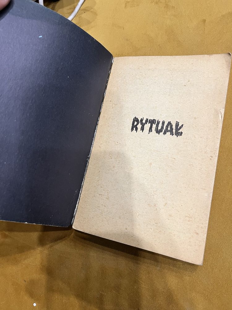 Rytuał Graham Masterton horror Amber