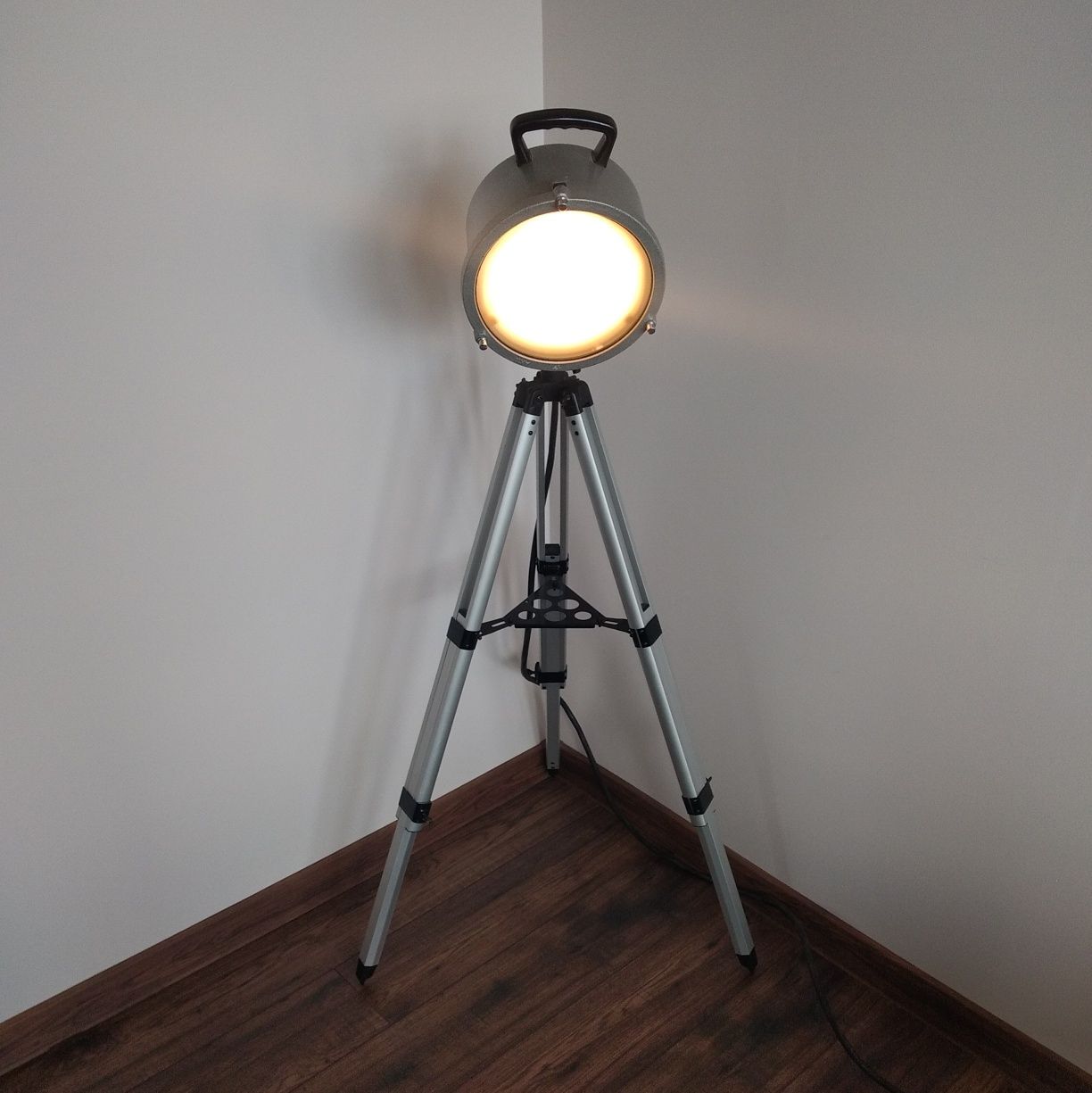 Lampa industrialna - loft - retro