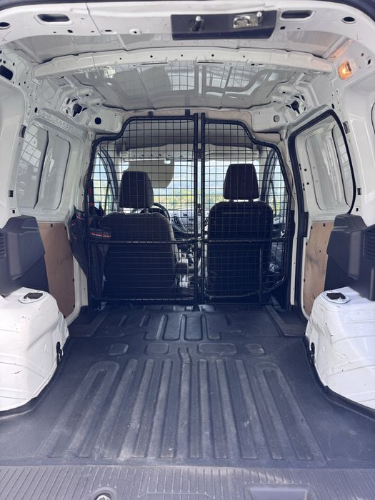 Ford transit courier