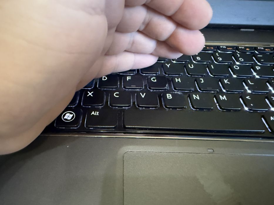 Ноутбук dell vostro 3560 core i5 3 gen