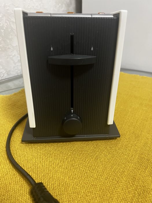 Тостер Braun 4120